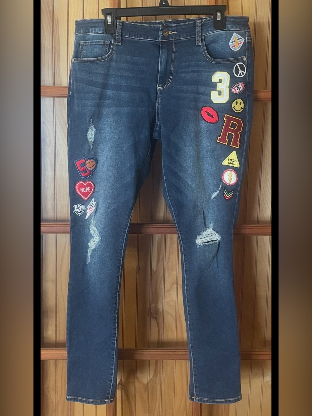 Women’s  Skinny Deco Patch Jeans - Stretchy Slim Fit